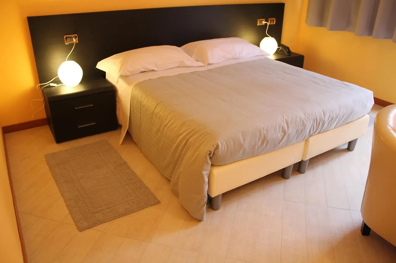 Hotel Padus Meuble Parma San Quirico   San Quirico (Sissa Trecasali)